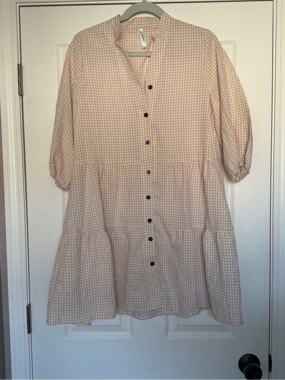 Gingham Button-Front Tiered Dress in Light Beige & White